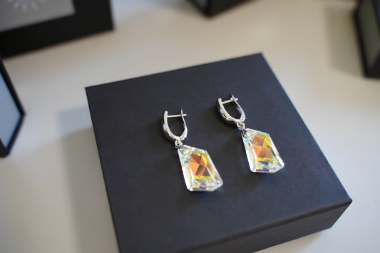 Lichtreflex-Ohrringe mit Swarovski® 1003o