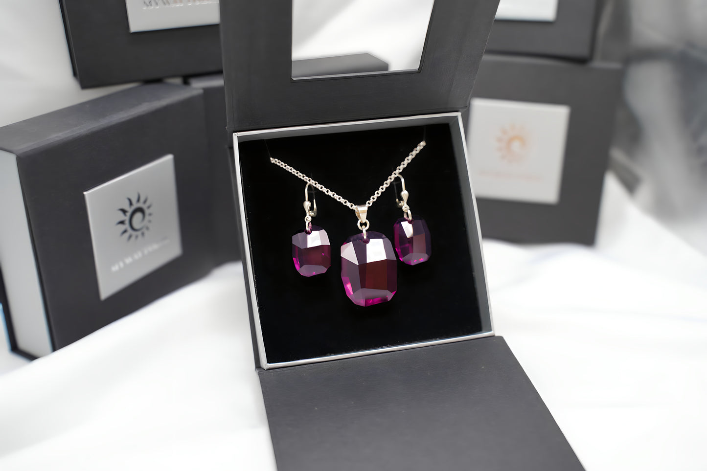 Cushion Purple Set mit Swarovski® 1005ko