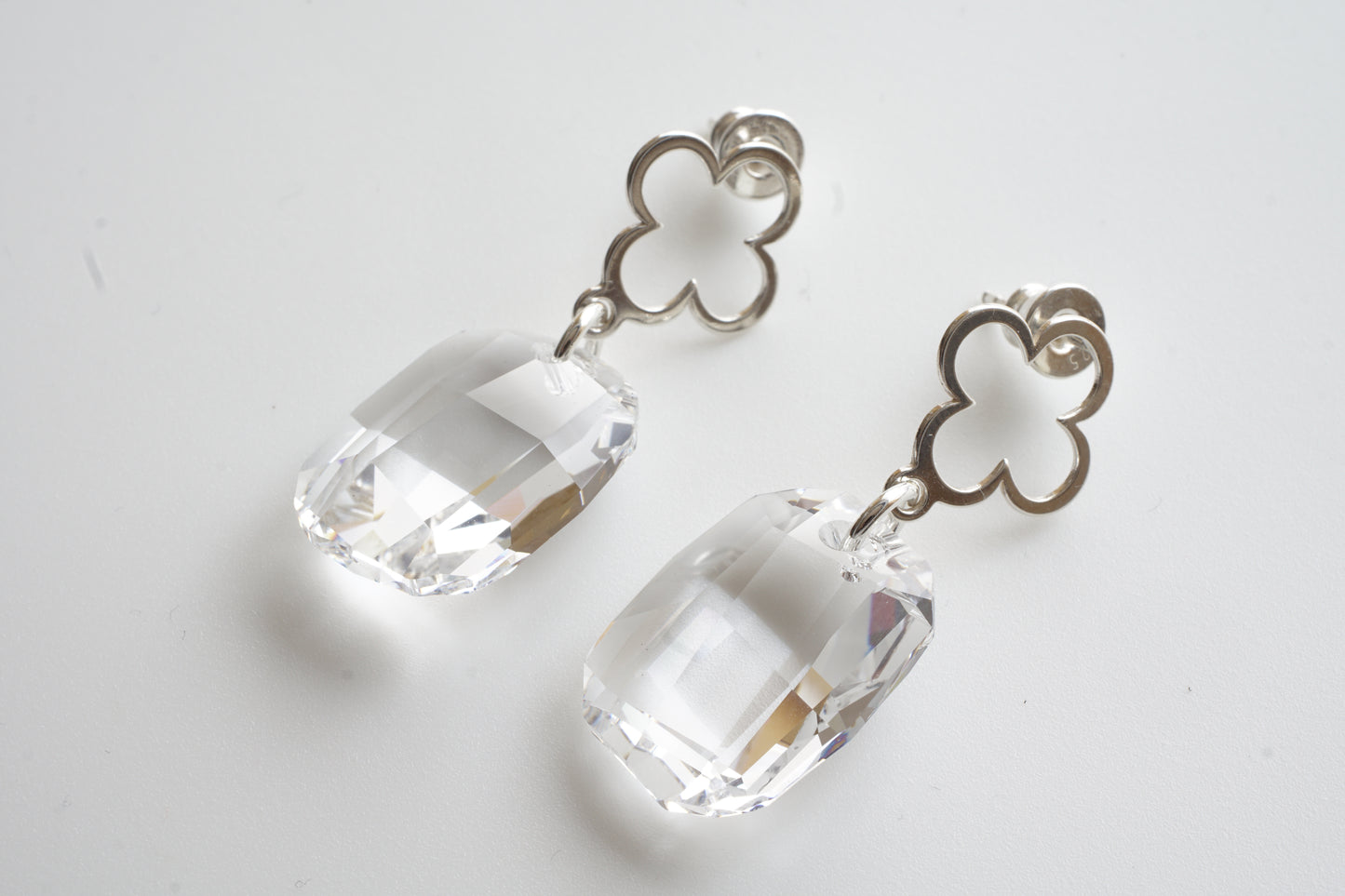 Quatrefoil Klarheit Set mit Swarovski® 1006ko