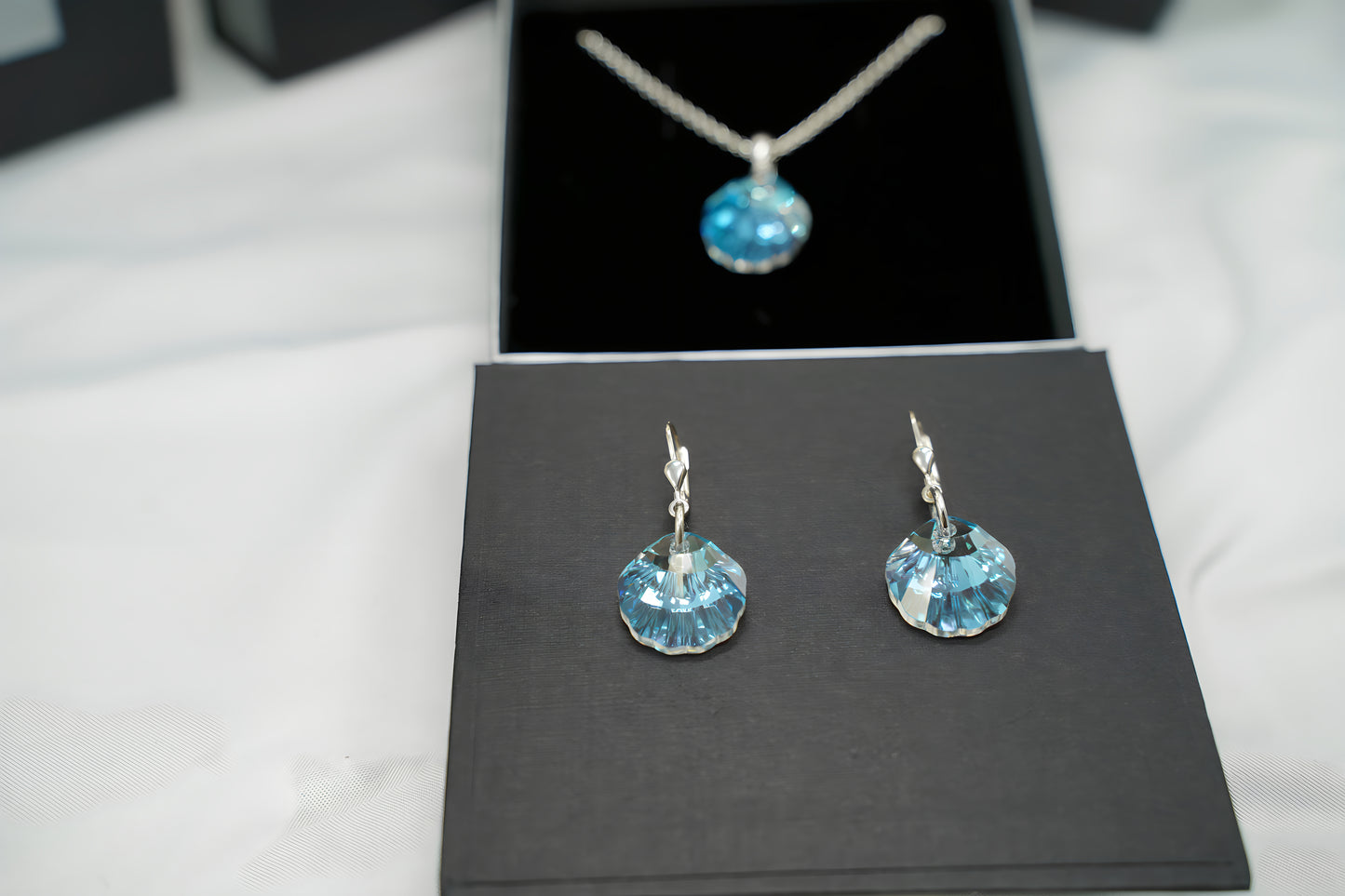 Meeresfächer-Set mit Swarovski® 1008k
