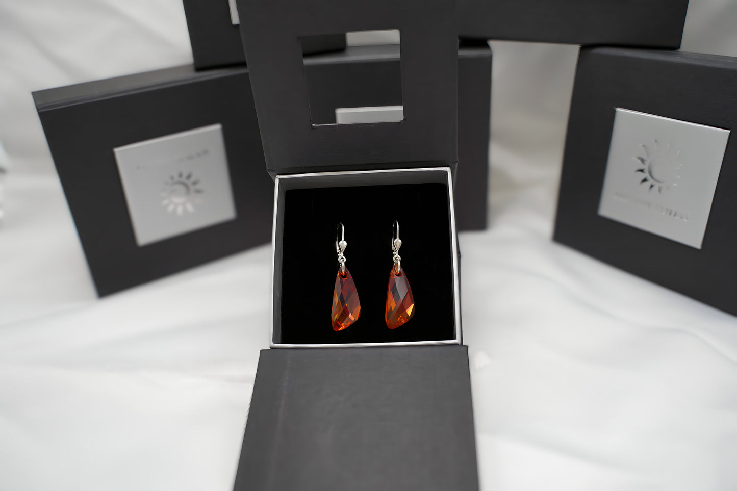 Feuerprisma Ohrringe mit Swarovski® 1012o