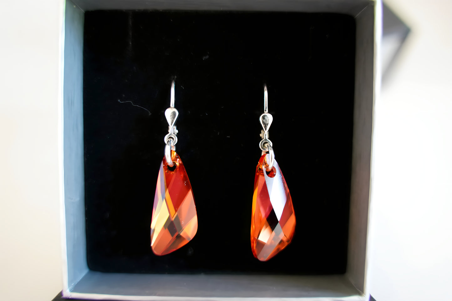 Feuerprisma Ohrringe mit Swarovski® 1012o