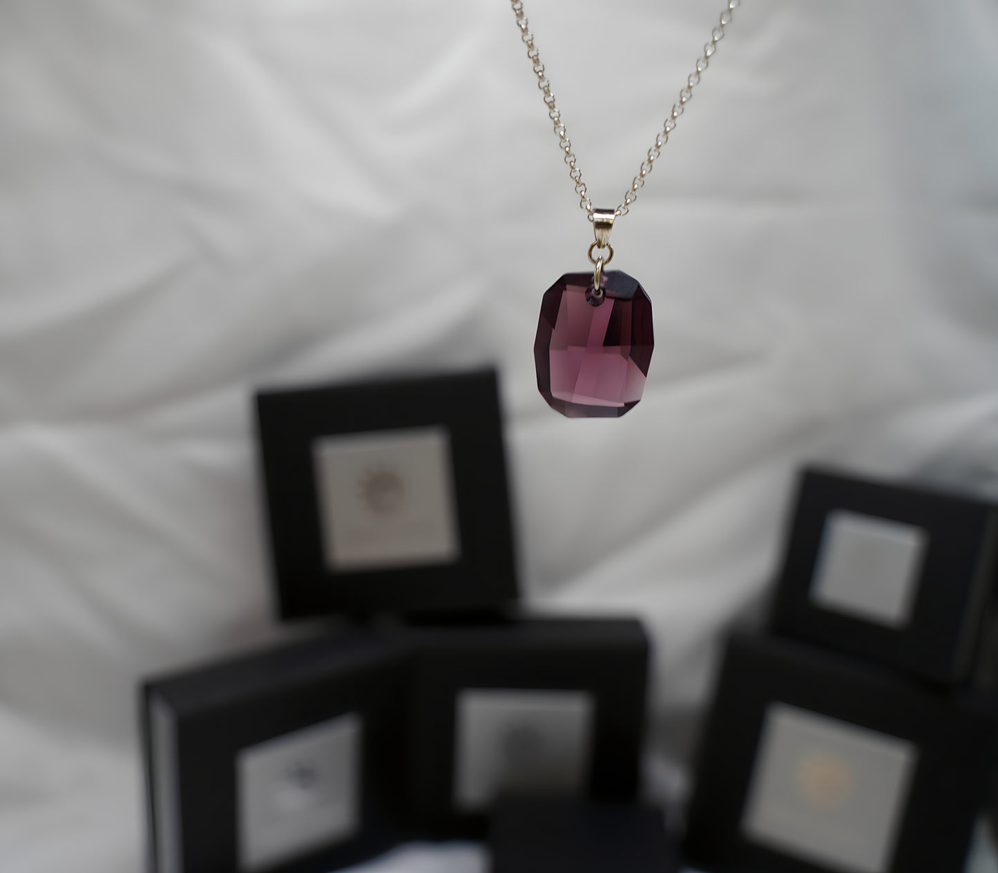 Cushion Purple Set mit Swarovski® 1005ko