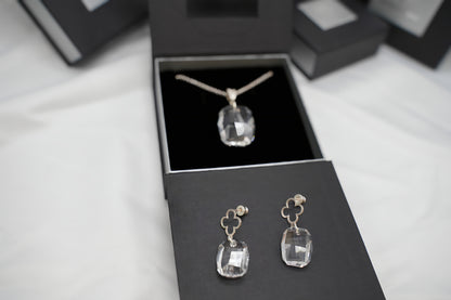 Quatrefoil Klarheit Set mit Swarovski® 1006ko