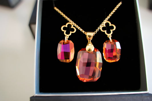 Quatrefoil Amber Cushion Set mit Swarovski® 1010ko
