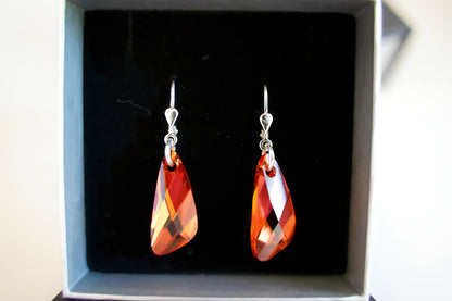 Feuerprisma Ohrringe mit Swarovski® 1012o